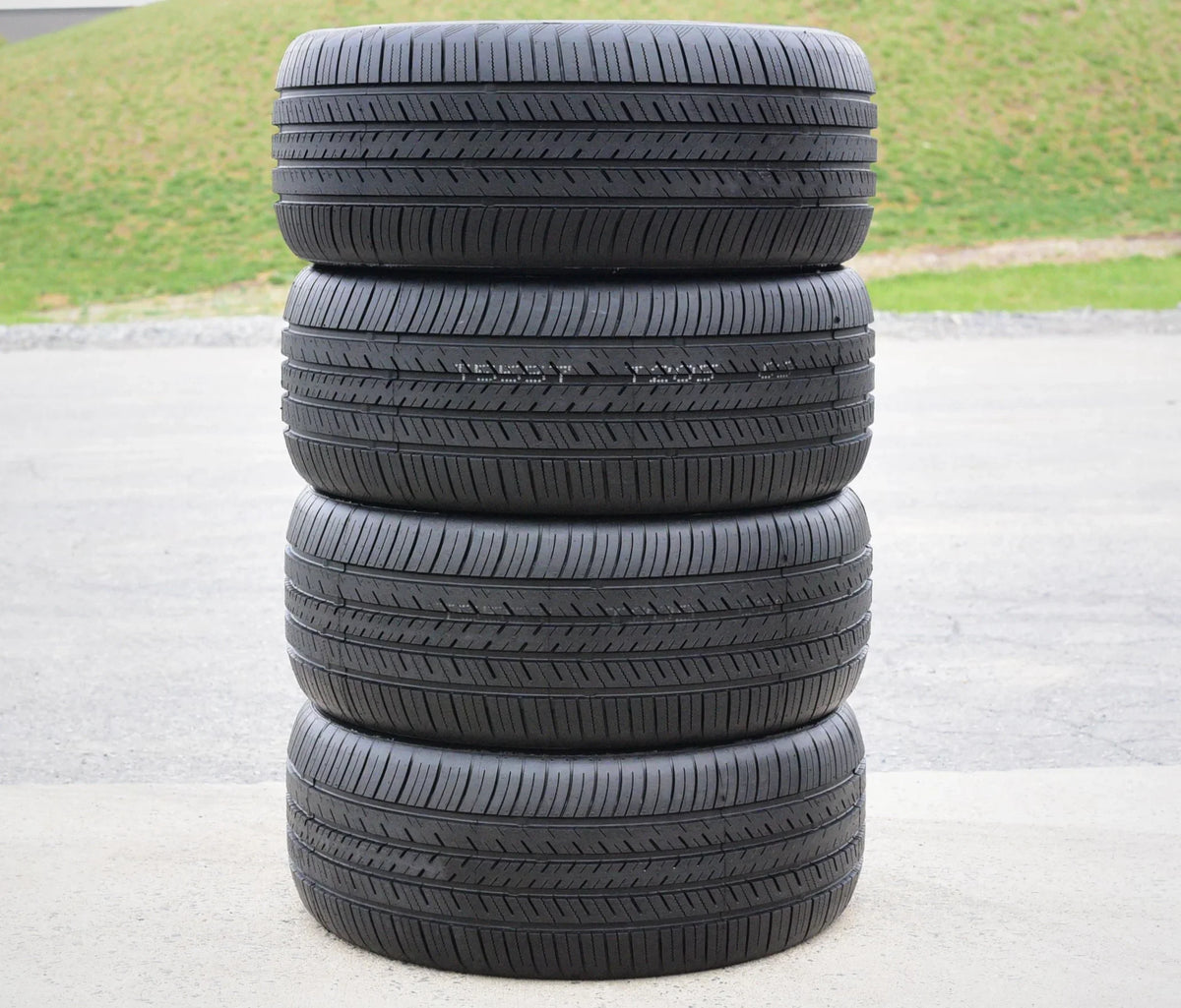 Set of 4 () Atlas Force  205/40R18 86W  / High Performance Tires Fits: 2012-15 Mini Cooper Roadster John Cooper Works, 2009-11 Mini Cooper John Cooper Works Clubman