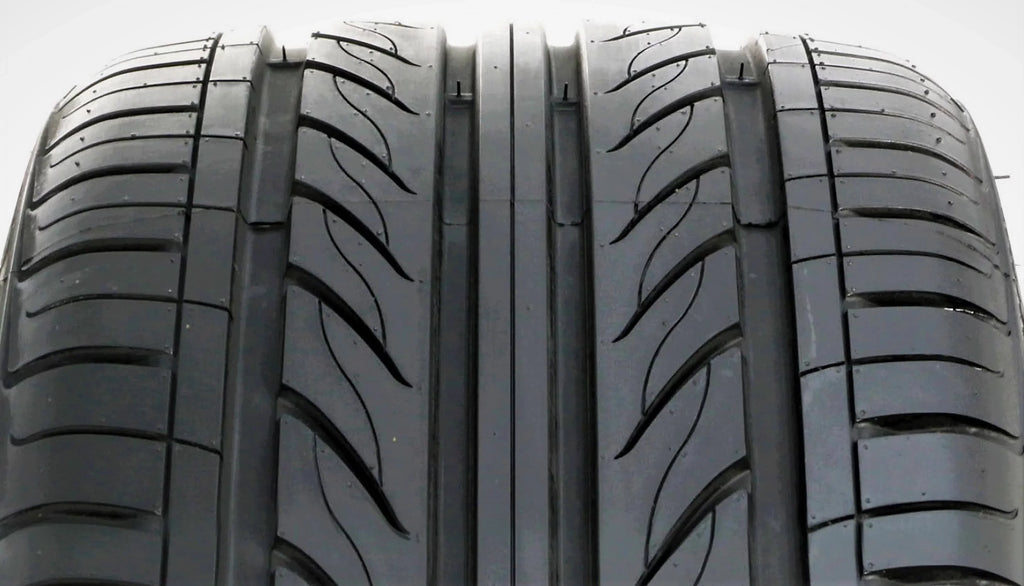 Delinte -10 245/75R16 120  Tire Fits: 2015 Toyota Tacoma  Pro, 1995-2002 Chevrolet Tahoe