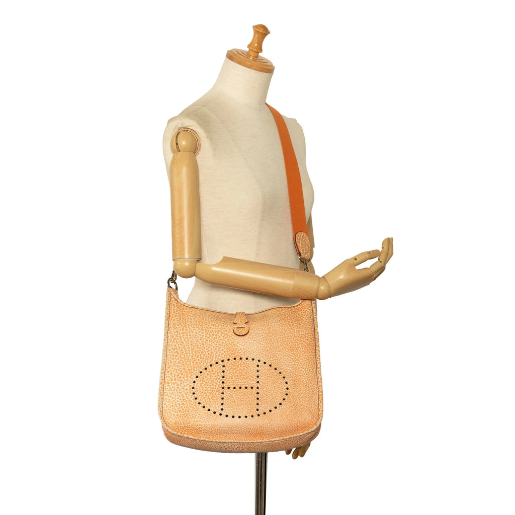 Pre-Owned Authenticated Hermès Dalmatian Buffalo Evelyne   Calf Leather Orange Crossbody Bag Unisex (Good)